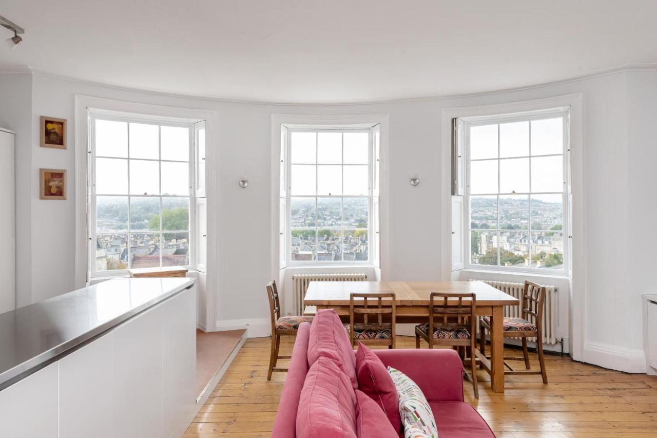 Stunning Georgian Apartment In Central Bath Exterior photo
