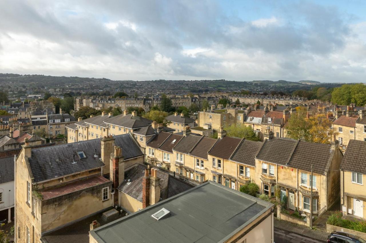 Stunning Georgian Apartment In Central Bath Exterior photo